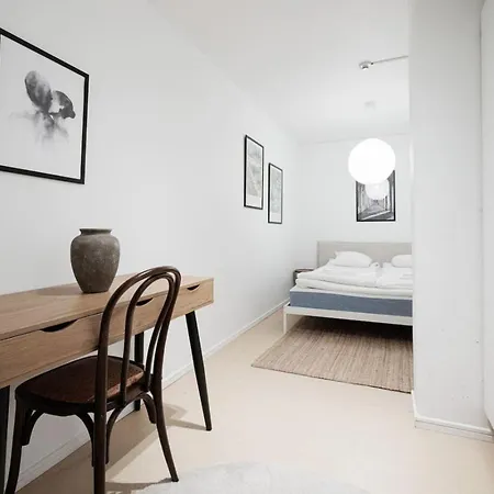 Apartment Urban Oasis On Sodermalm Sleeps Six Stockholm