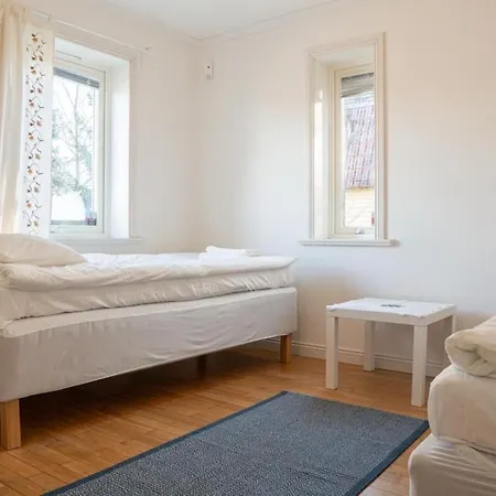 Family Friendly - 6 Bedrooms Villa *