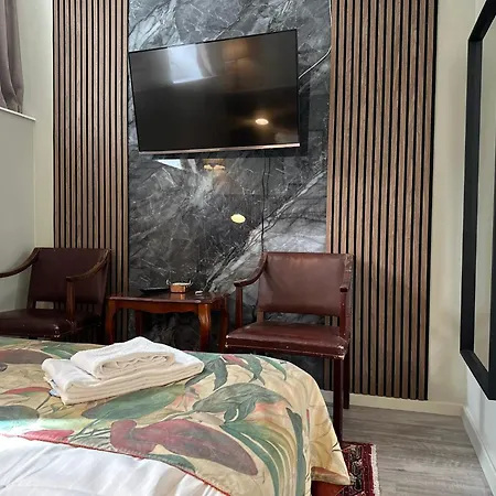 Tre Sma Hotel