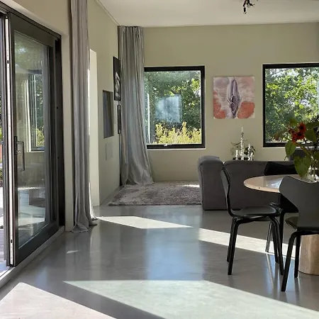 Modern Villa Near City With 4 Bedrooms