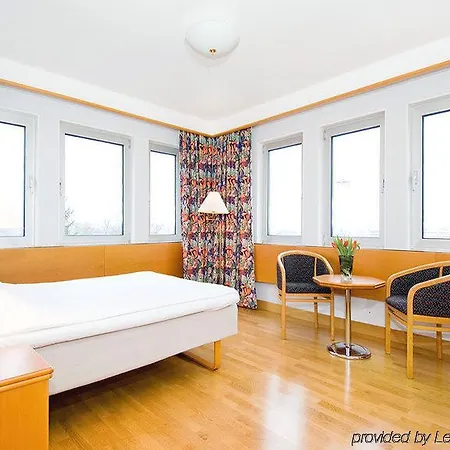 2home South Hotel 3*