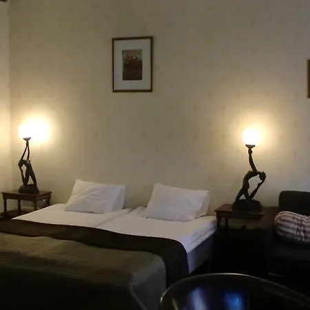 Hostel Colonial *