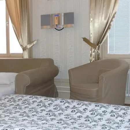 Hostel Colonial