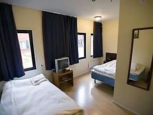 Hotel Dialog