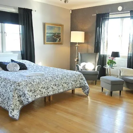Hotel Harriet 3*