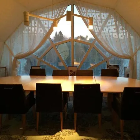 Manen 3* Kungens Kurva