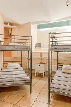 Nomad Cave Hostel *