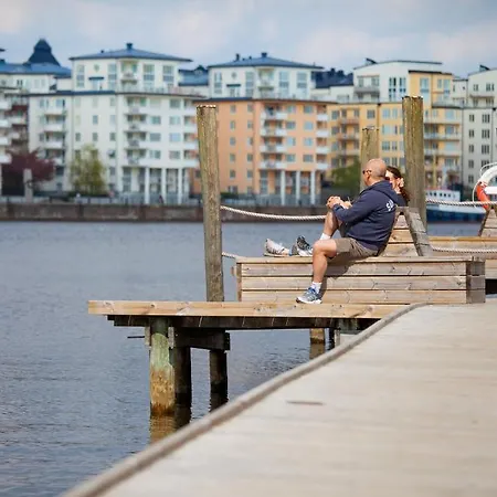Aparthotel Apartdirect Hammarby Sjoestad 3*