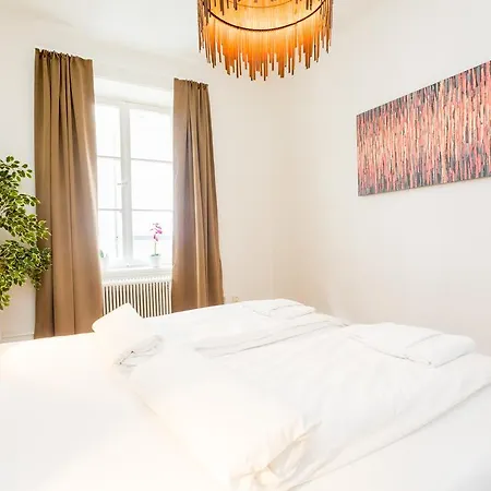 Apartdirect Sveavagen Apartment *