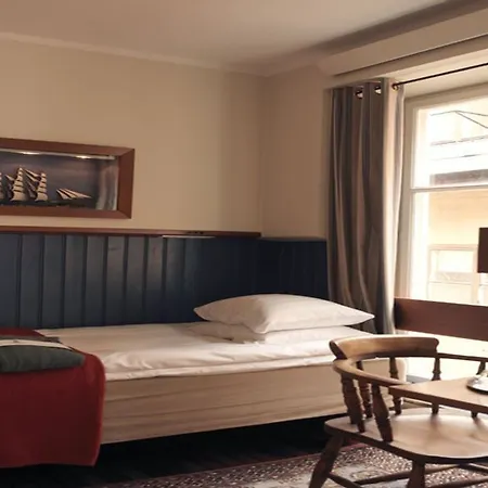 Lord Nelson Hotel