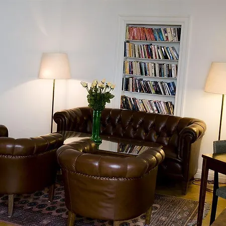 Hotel Stureparken 2*