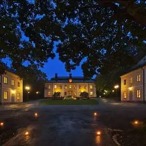 Hotel Akeshofs Slott 3*