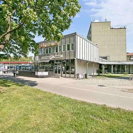 Отель First Brommaplan