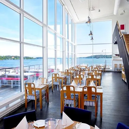 No. 16 Hotell 4*