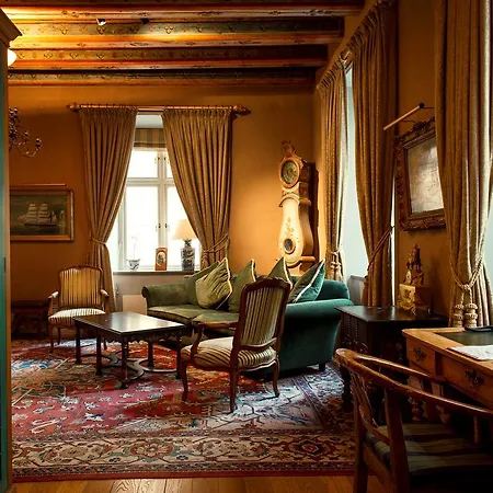 Hotel Victory 4*