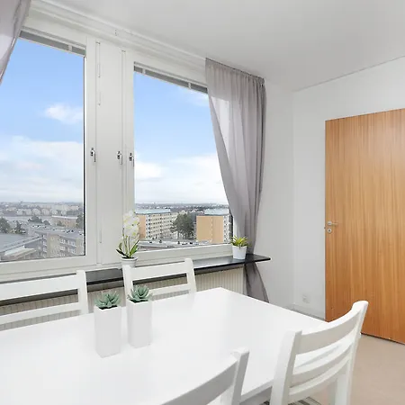 Aparthotel Forenom Solna 3*