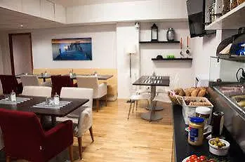 Xtra Kista Hotel