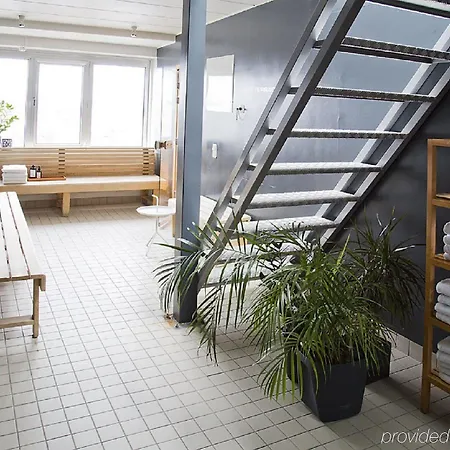 Mornington Bromma 4*