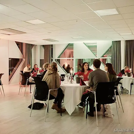 Hotel Scandic Victoria Tower 4*