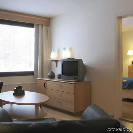 Hotel Scandic Kungens Kurva 4*