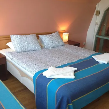 Manen 3* Kungens Kurva