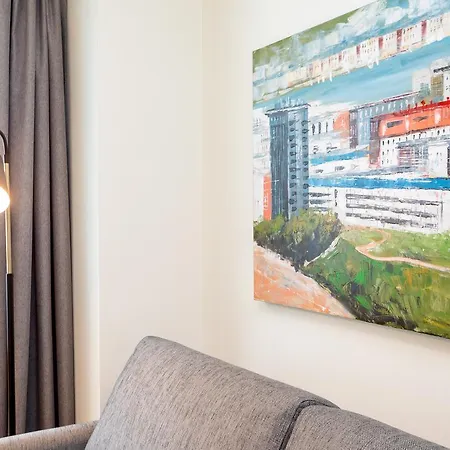 Aparthotel Apartdirect Hammarby Sjoestad 3*
