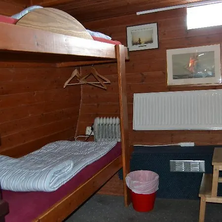 Den Roeda Baten Hotel na wodzie 2*