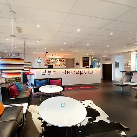 Hotell Connect 3*