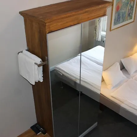 Colonial Hostel *