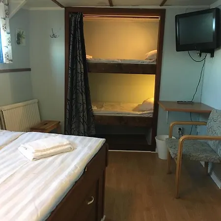 Hotel en barco Gustaf Af Klint 2*