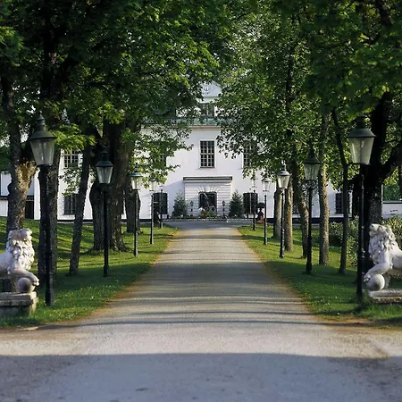 Hotel Haeringe Slott