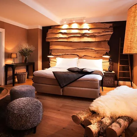 Hesselby Slott Hotel 4*