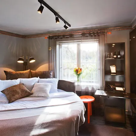 Hesselby Slott Hotel 4*