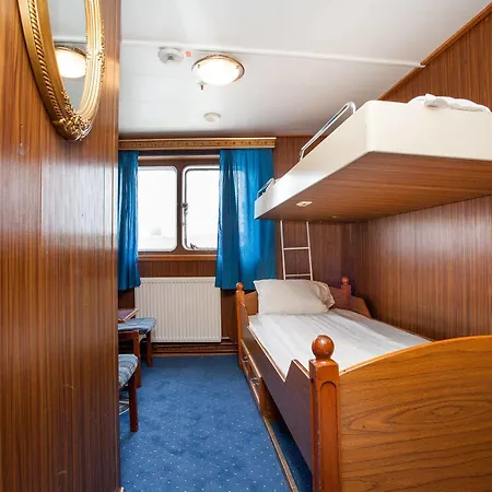 M/s Birger Jarl - & Botel