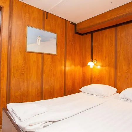 M/s Birger Jarl - & Botel