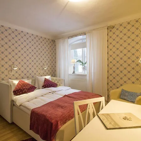 Akeshofs Slott 3*