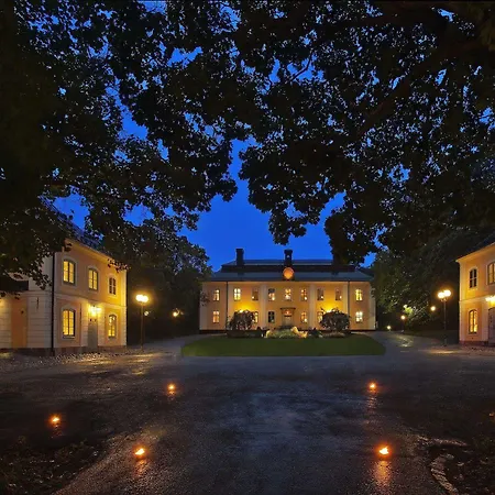 Akeshofs Slott 3*