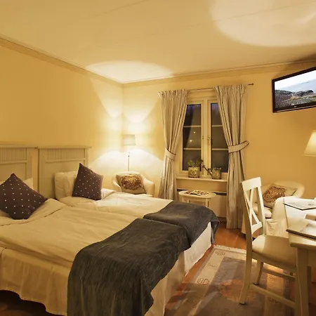 Akeshofs Slott 3*