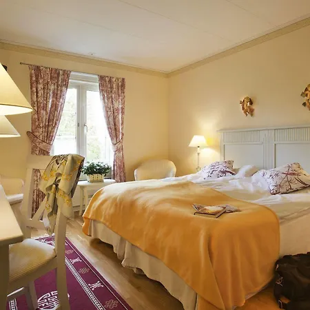 Akeshofs Slott 3* Stockholm