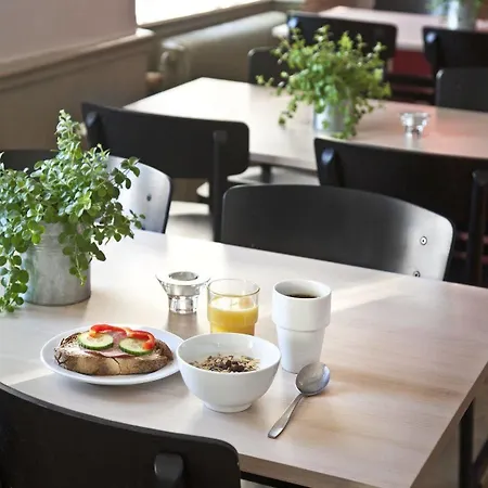 Stf Stockholm Skeppsholmen Vandrarhem Hostal *