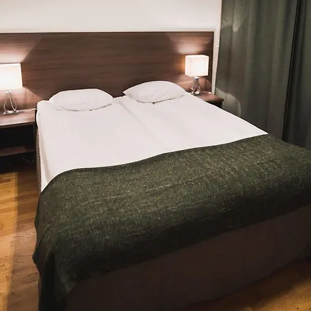 Xtra Kista Hotel 2*