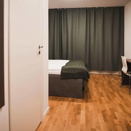Xtra Kista Hotel 2*