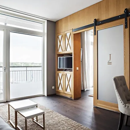 No. 16 Hotell