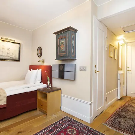 Hotel Victory 4*