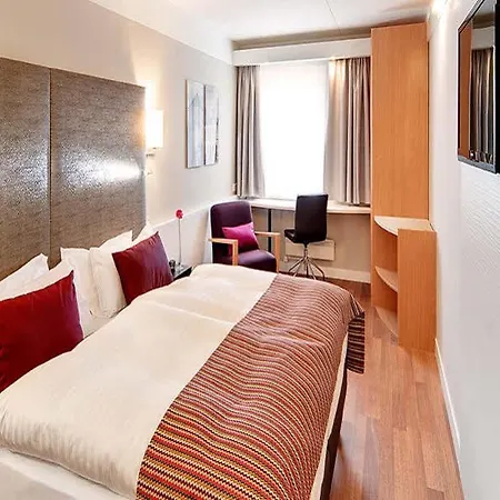 Good Morning+ Haegersten Hotel 3*