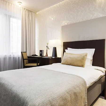 Elite Eden Park Hotel