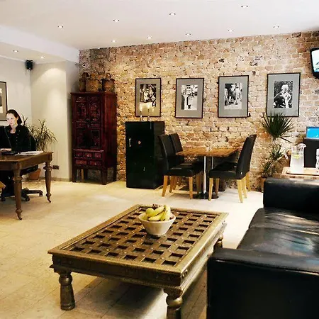 Rex Petit Hotel