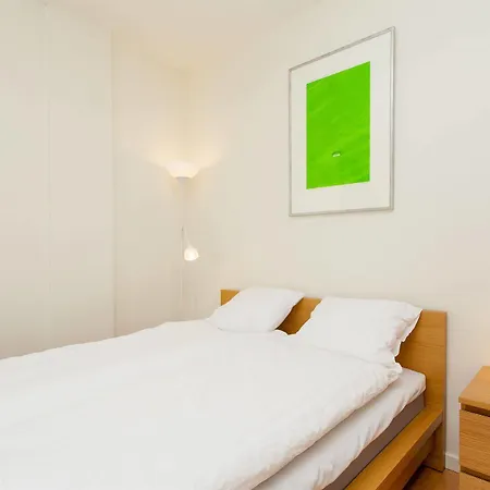 Apartdirect Hammarby Sjoestad Aparthotel