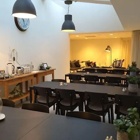 Le Mat B&B Akersberga Bed & Breakfast 3*