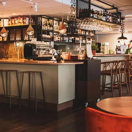 Point Hotel
